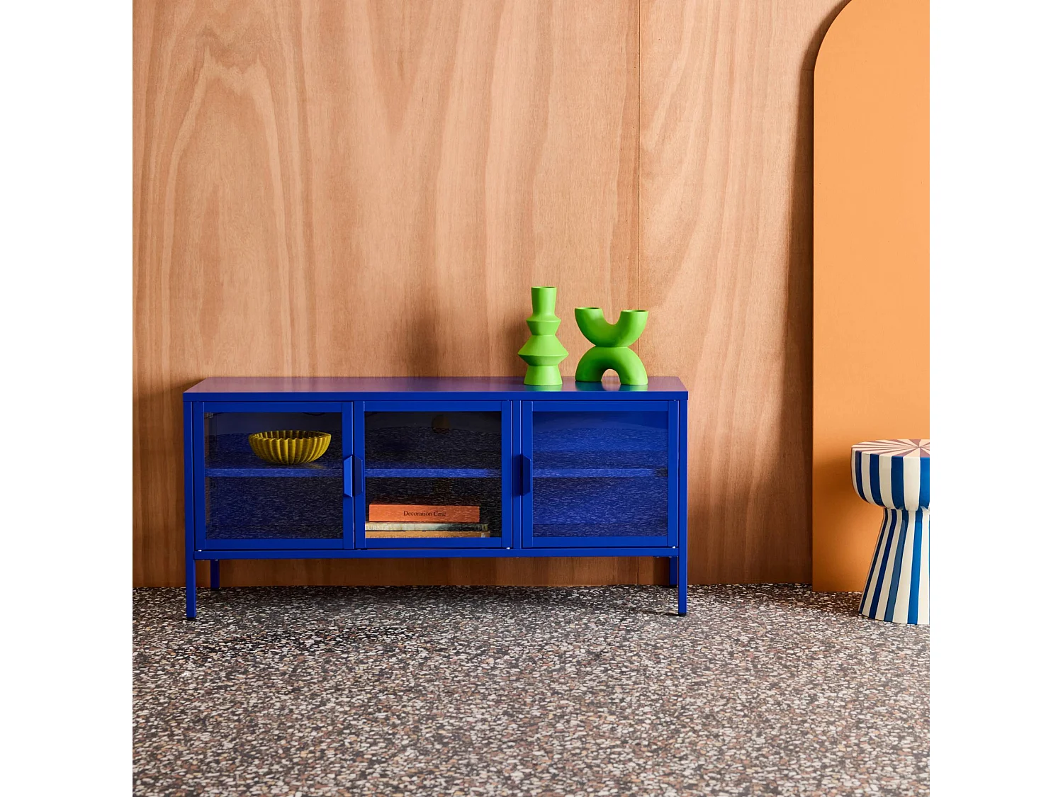 Meuble TV industriel métal et verre trempé 3 portes 120cm bleu - Arkansas