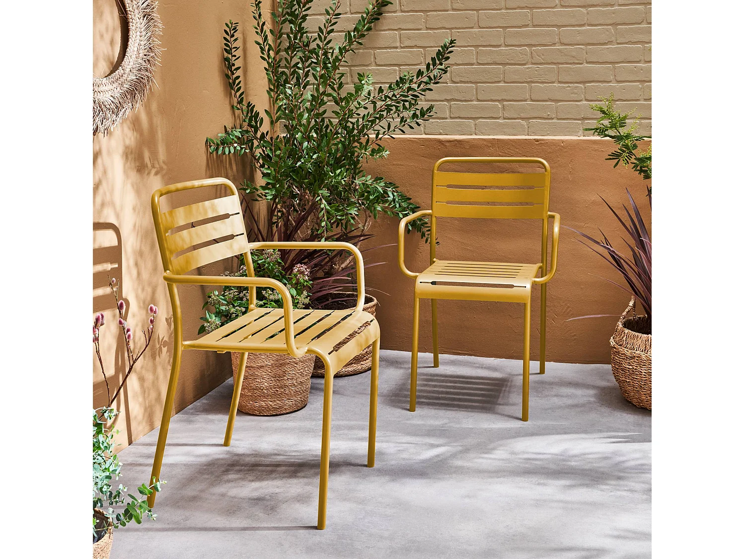 Lot de 2 fauteuils de jardin acier. 2 places. ocre. Amelia. L50.4 X P53 X H79.5cm