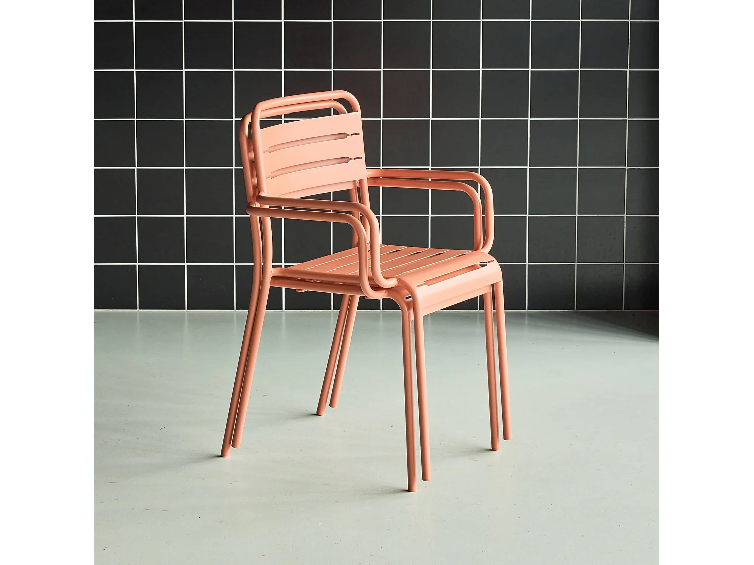 Lot de 2 fauteuils de jardin acier. 2 places. tomette. Amelia. L50.4 X P53 X H79.5cm