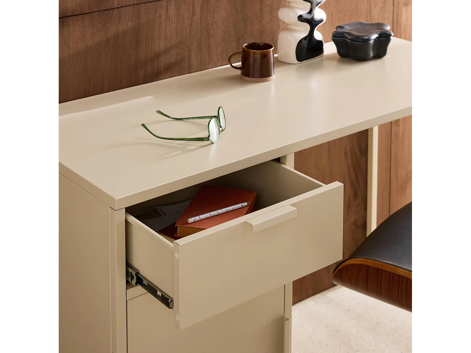 Scrivania per bambini in acciaio laminato, 1 cassetto, beige