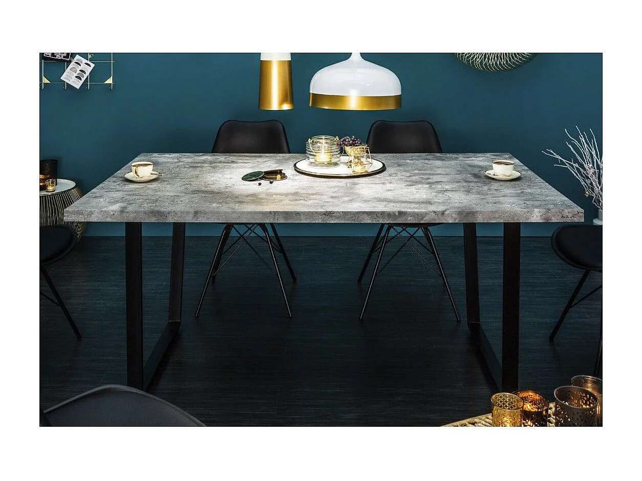 Table de salle à manger MERAX 160 cm – Plateau effet béton gris et structure en métal noir