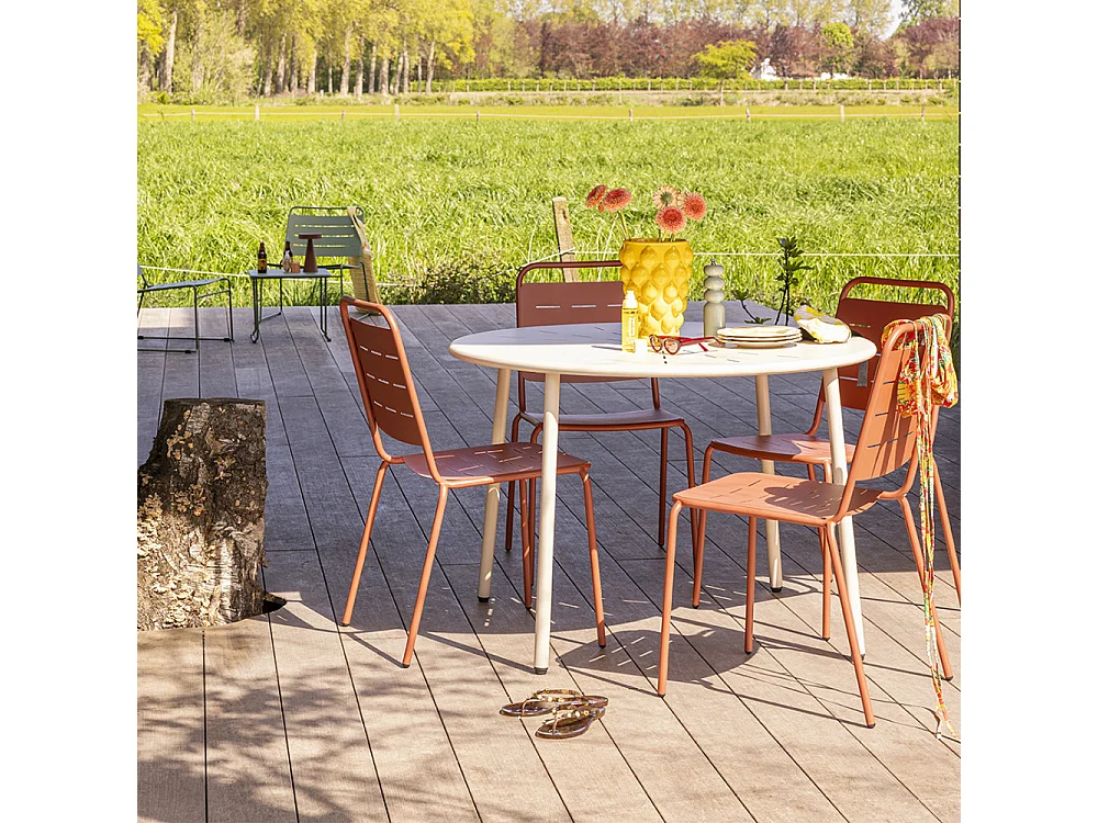 Zola - Table à manger de jardin 4 personnes ronde en métal  - Beige