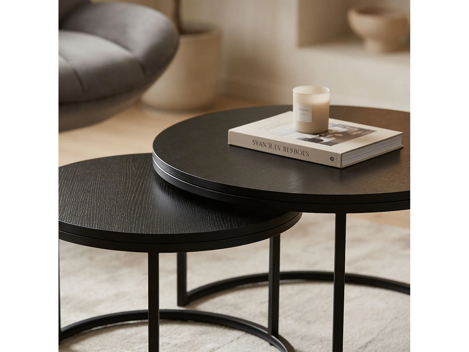 Tables Basses Gigognes TOURS, Rondes Ø 80 cm, Plateaux en MDF Décor Bois Noir, Lot de 2 Tables de Salon Gigognes