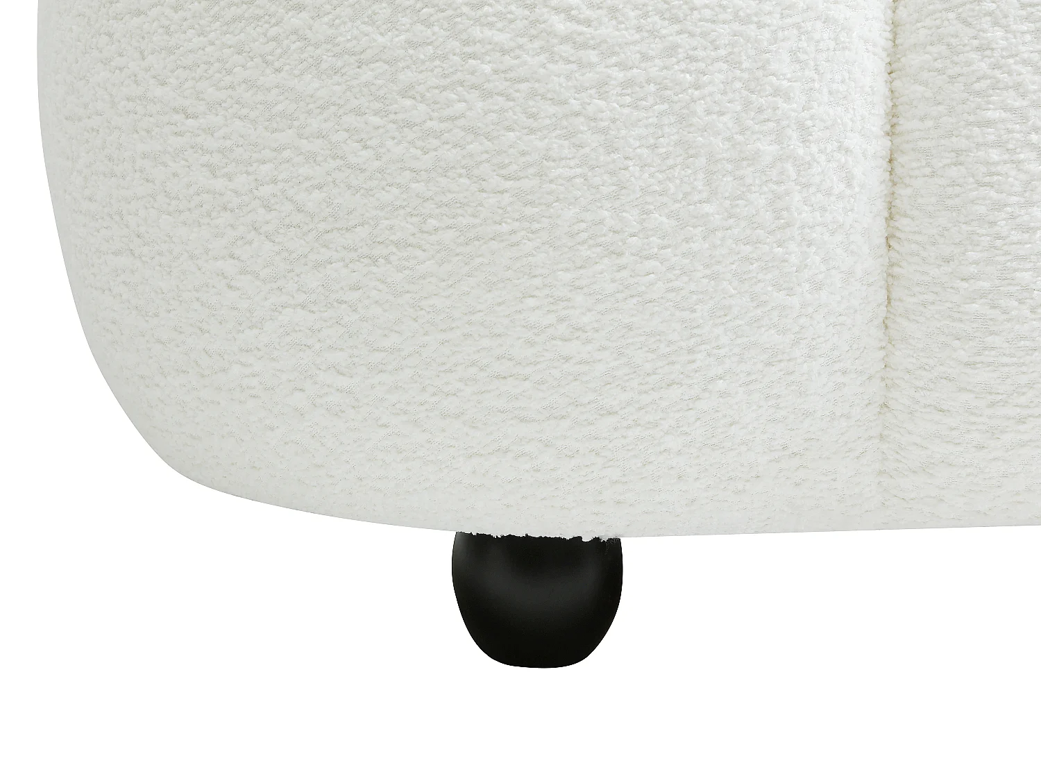 Fauteuil en tissu bouclette blanc cassé COLIANI