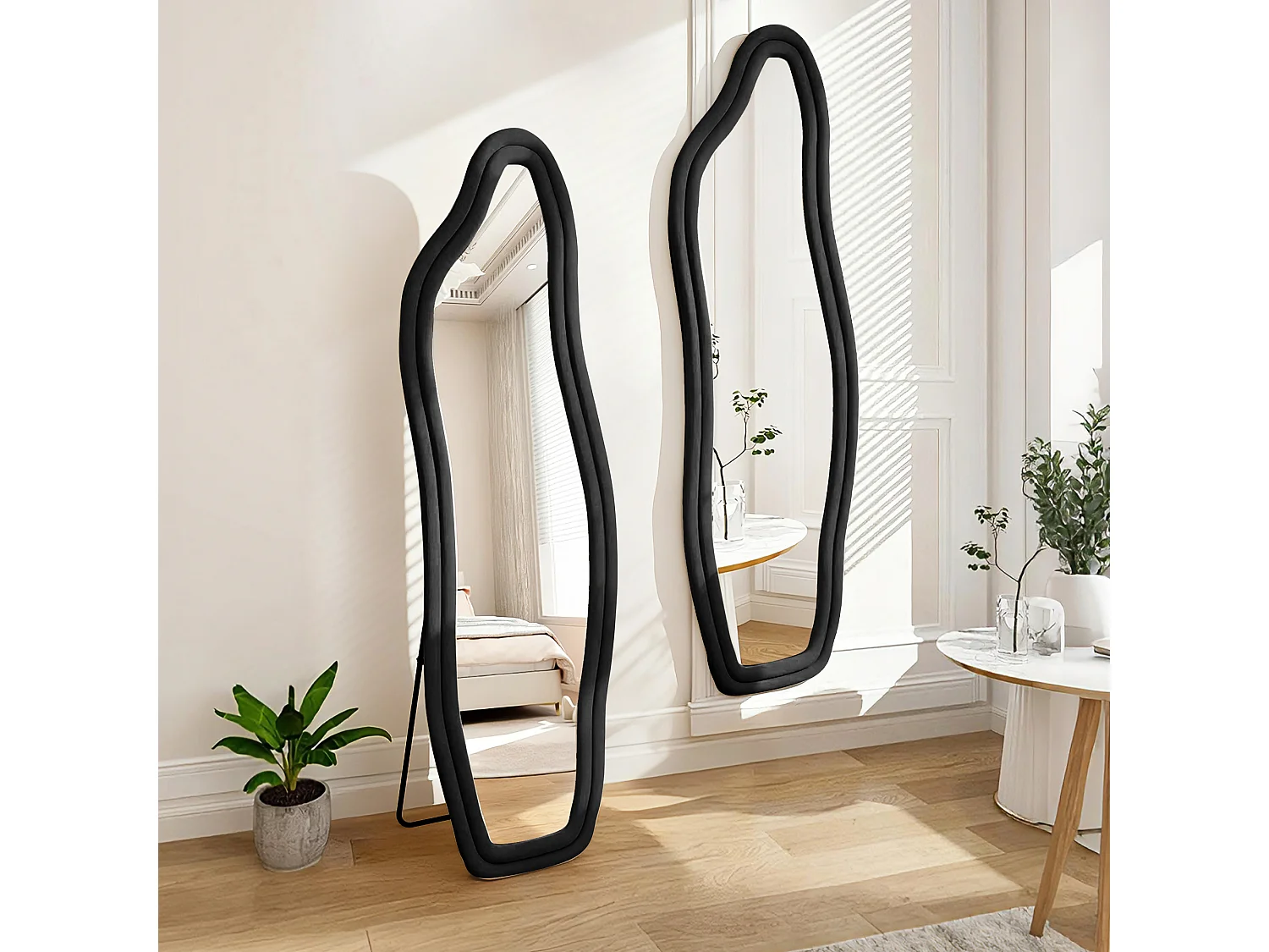 Miroir pleine longueur - 160 x 50 x 3 cm - Irrégulier en forme de dauphin - avec cadre en flanelle - noir