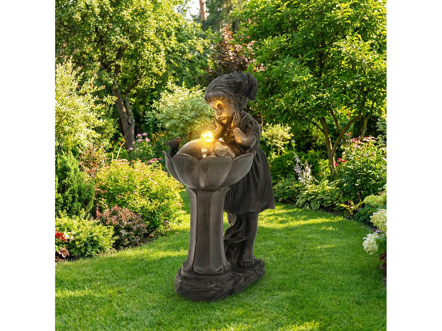 Fontaine de Jardin Figurine Fille et Oiseaux avec Éclairage LED - Cascade d'Extérieur Design Romantique en Résine - 30x42x65,5cm - Bronze Antique