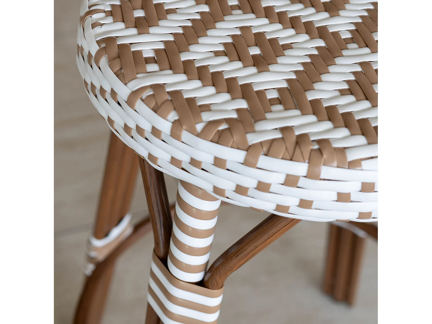 Now's Home - Tabouret De Bar  Haut En Textilen Tresse Noisette Alu Aspect Rotin Scala