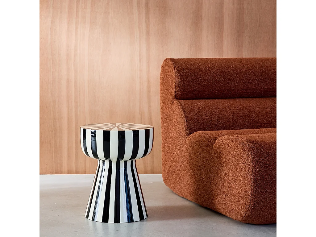 Tavolino in acciaio smaltato a righe bicolore, 41cm, nero