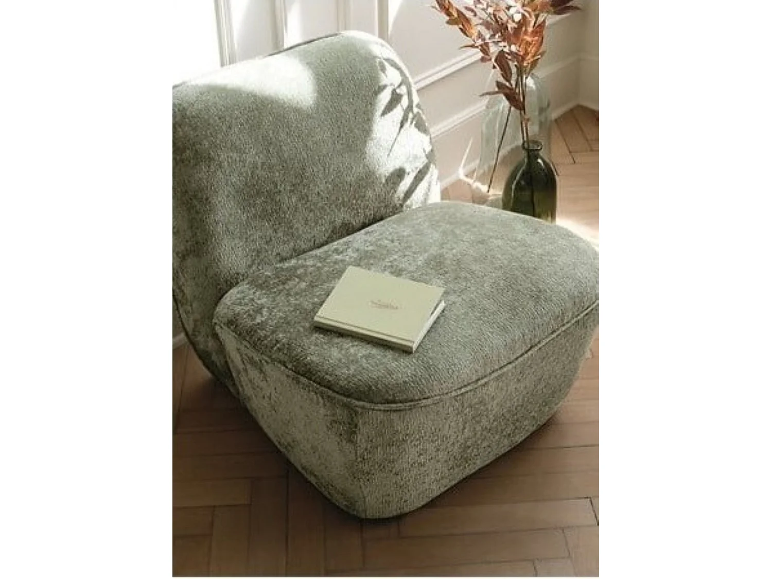 Fauteuil chauffeuse en tissu chenille de couleur verte - Longueur 81 x Profondeur 73 x Hauteur 71 cm