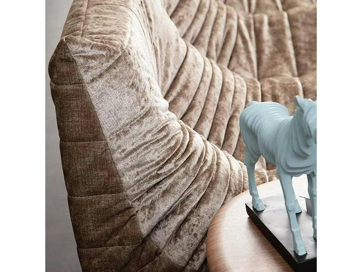 Canapé 3 places beige en tissu plissé 210 cm ARVEN