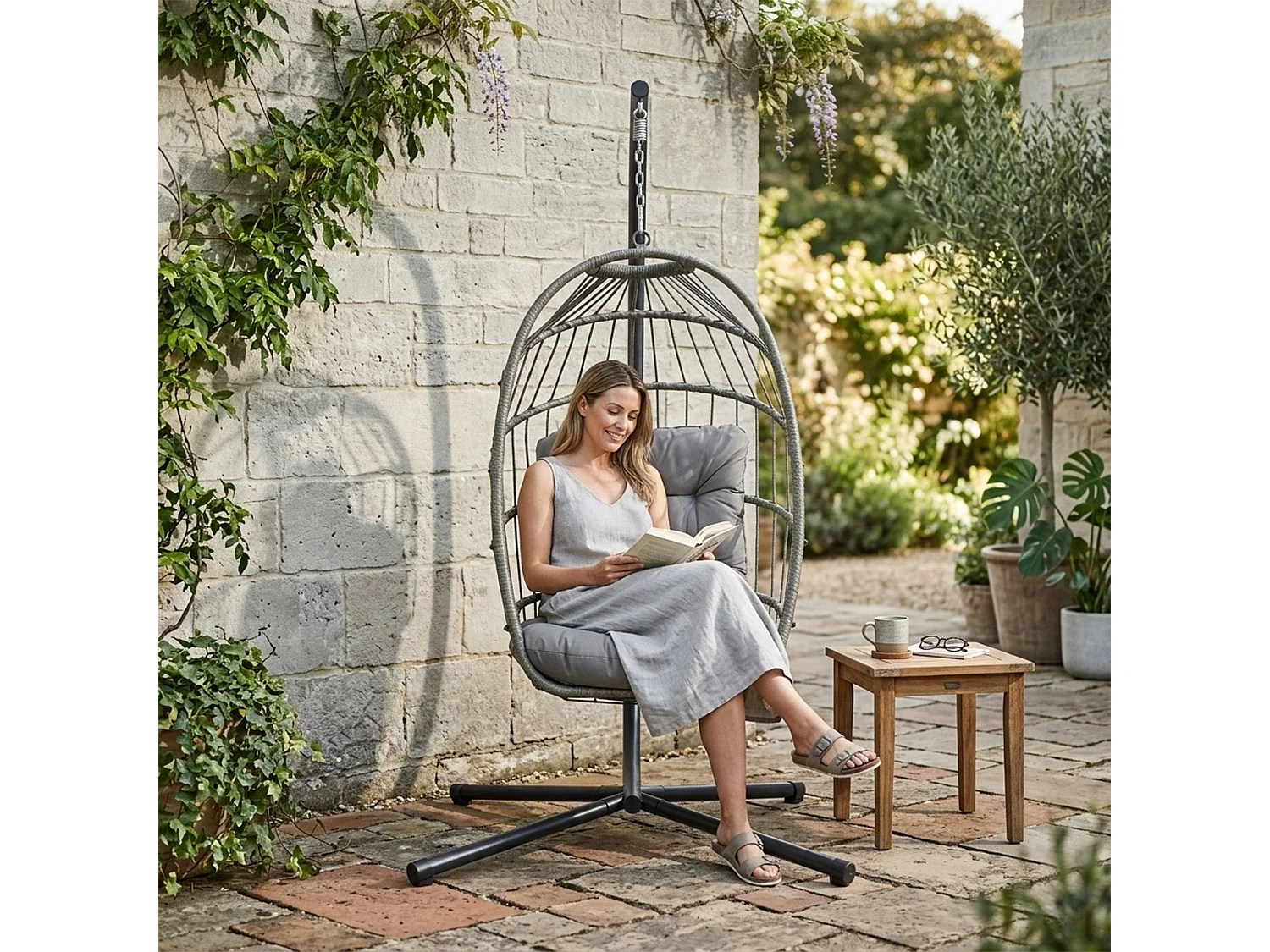 Silla Colgante Tipo Huevo Ratán Gris con Soporte + Cojín Extra Grueso 15cm