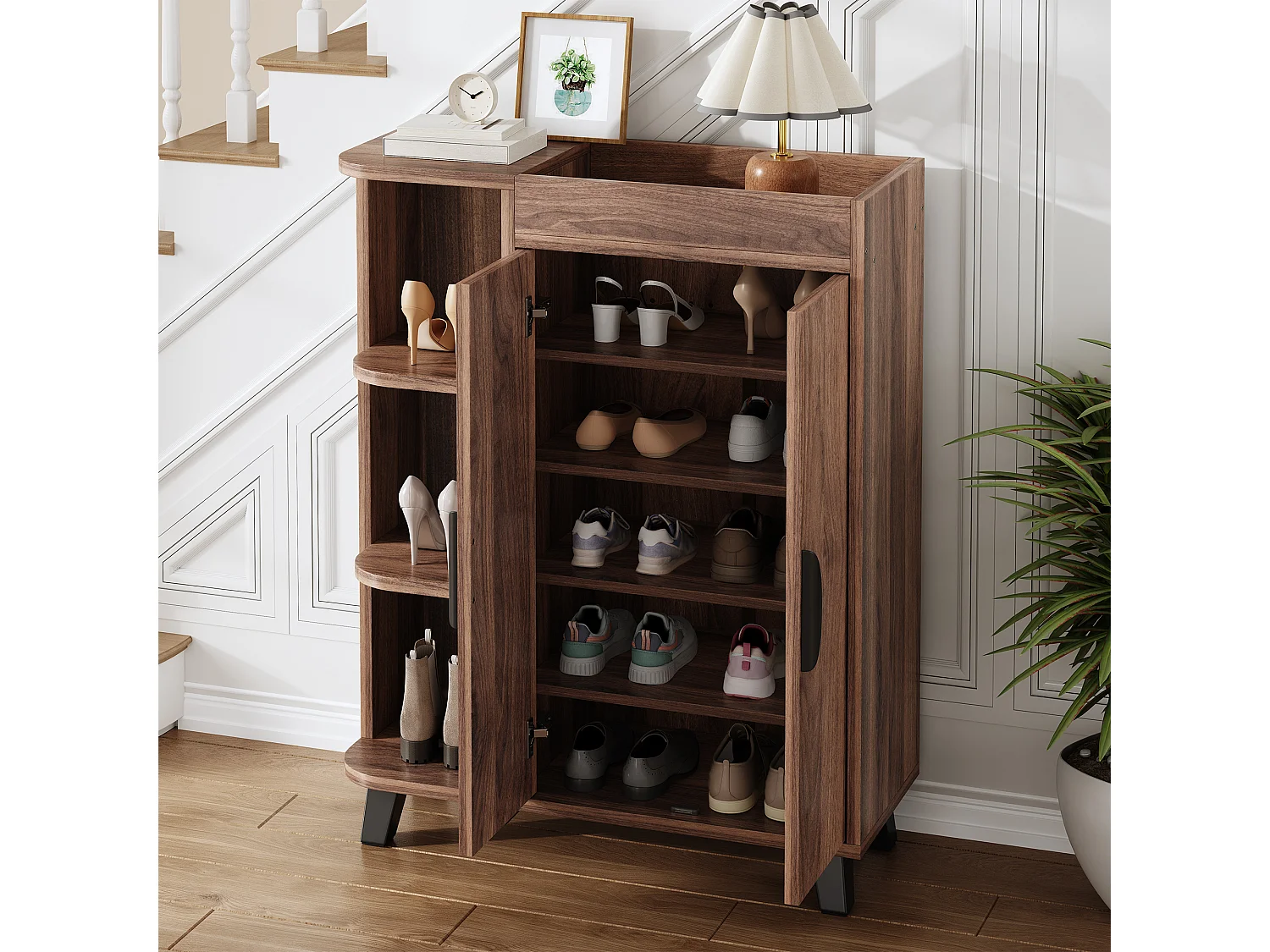 Schuhschrank in Holzoptik für den Eingangsbereich – 80 x 32 x 99 cm – mit 2 Türen und offenen Regalböden – Spanplatte – braun