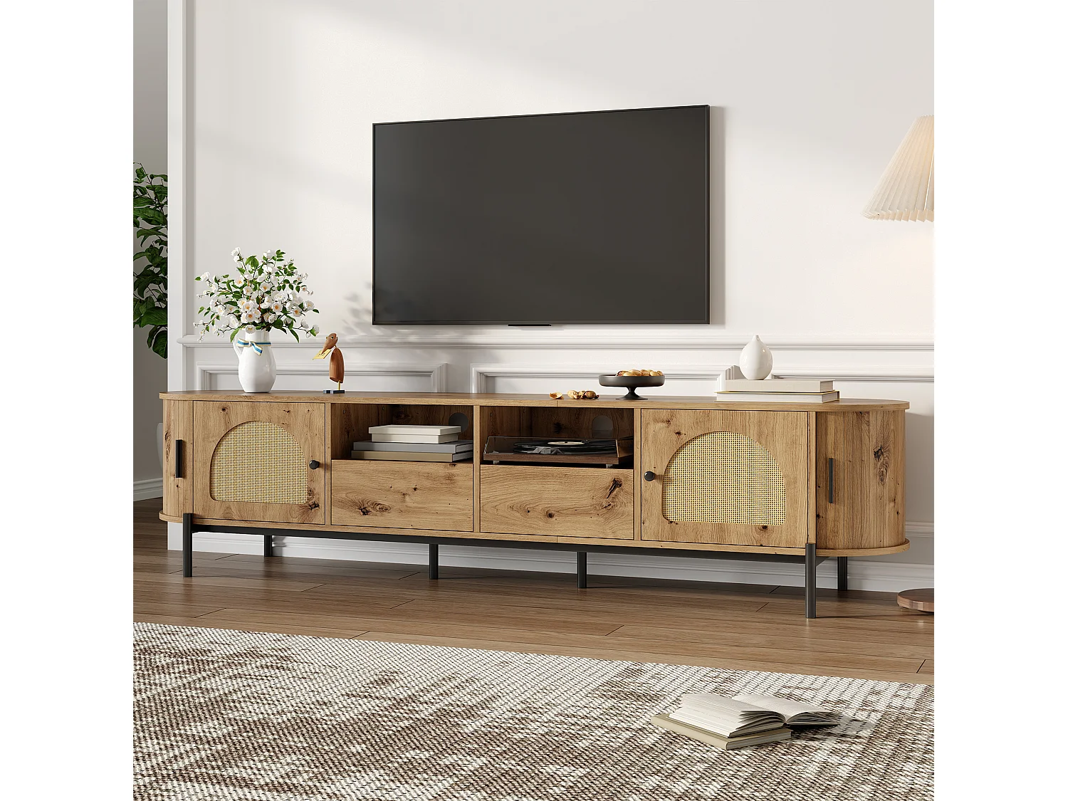 Ovaler TV-Ständer aus Rattan in Holzoptik – 200 x 40 x 49,5 cm – mit Schiebetüren und Schubladen – Metallbeine – MDF – natur