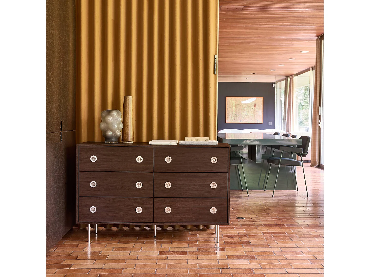Cómoda vintage decorativa de madera y acero inoxidable, con 6 cajones