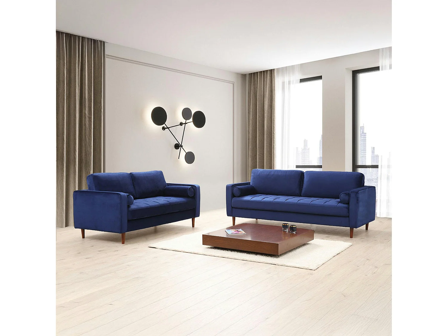 Canapé 2 places velours bleu avec coussins polochons CHIBA