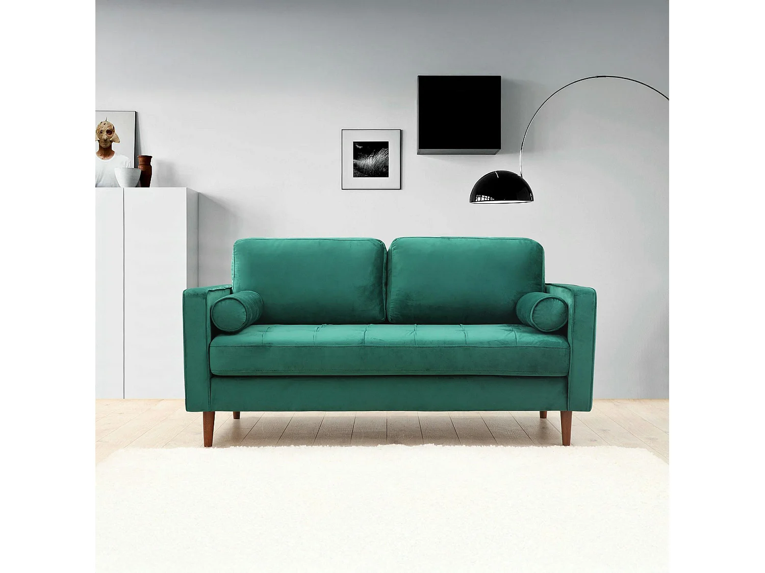 Canapé 2 places velours vert avec coussins polochons CHIBA