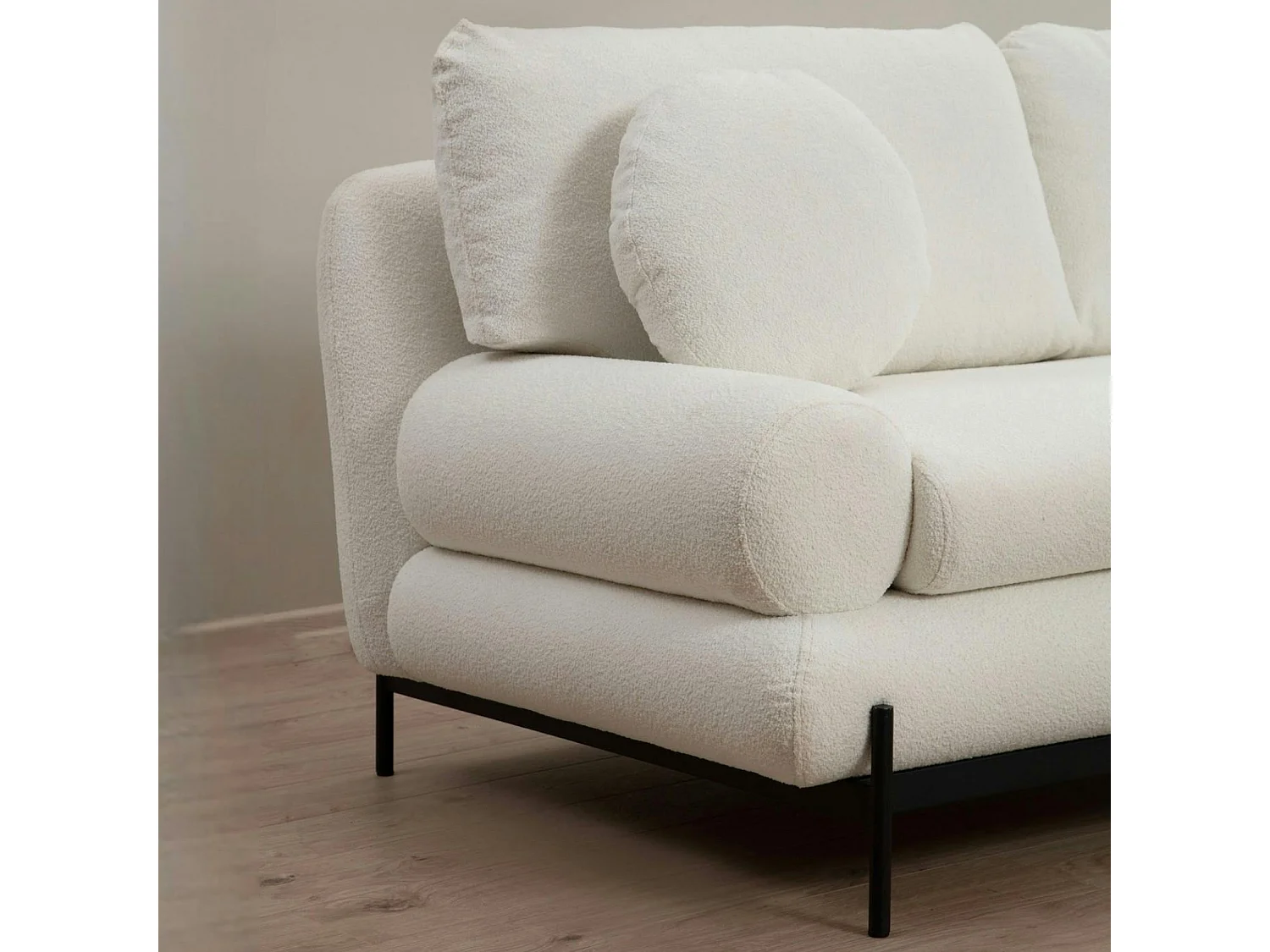 Canapé 3 places blanc bouclette, coussins ronds SION