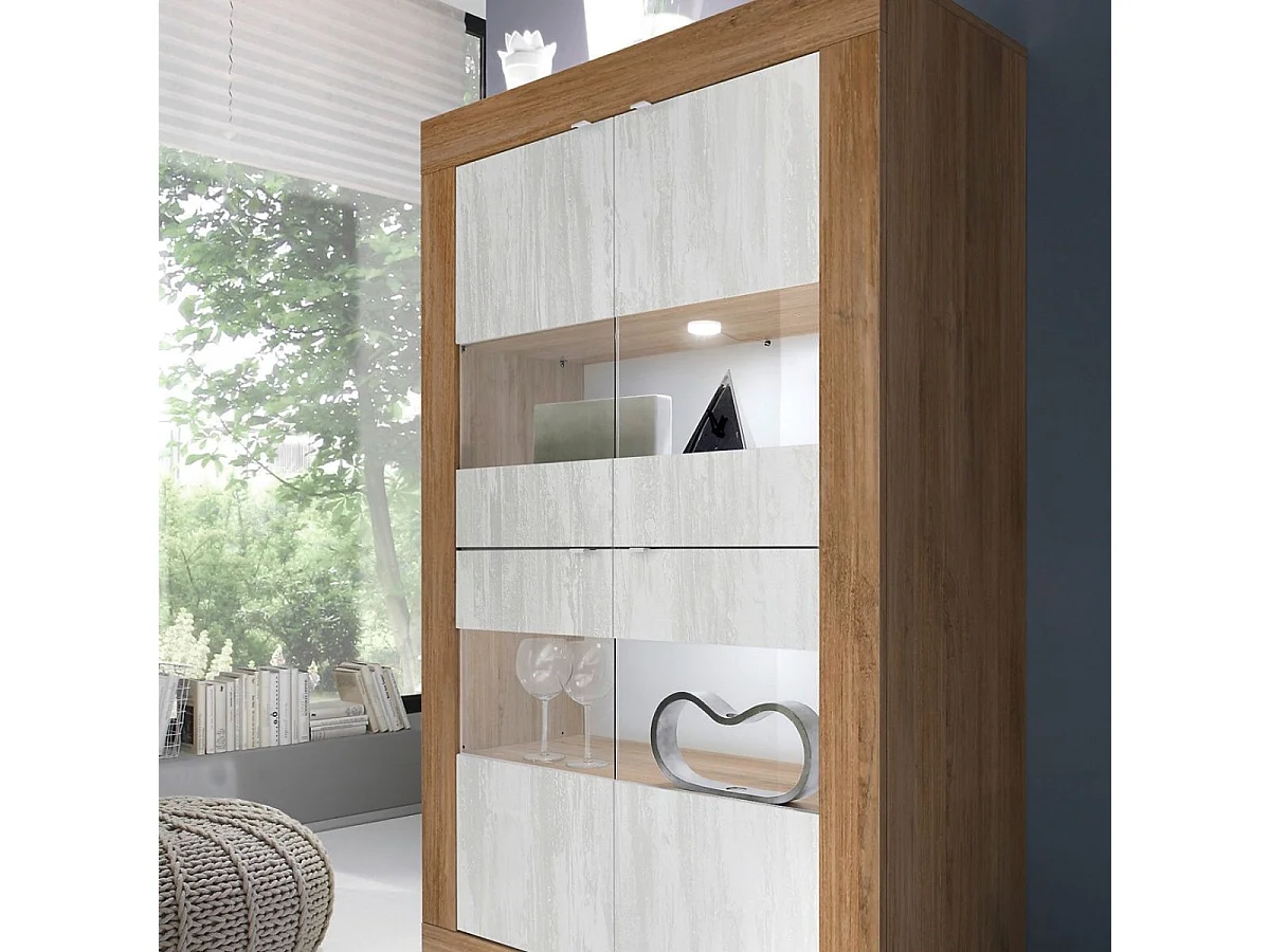 Vitrine 4 portes aspect bois finition Mercure façades blanc texturées et verre avec Leds - OTELLO