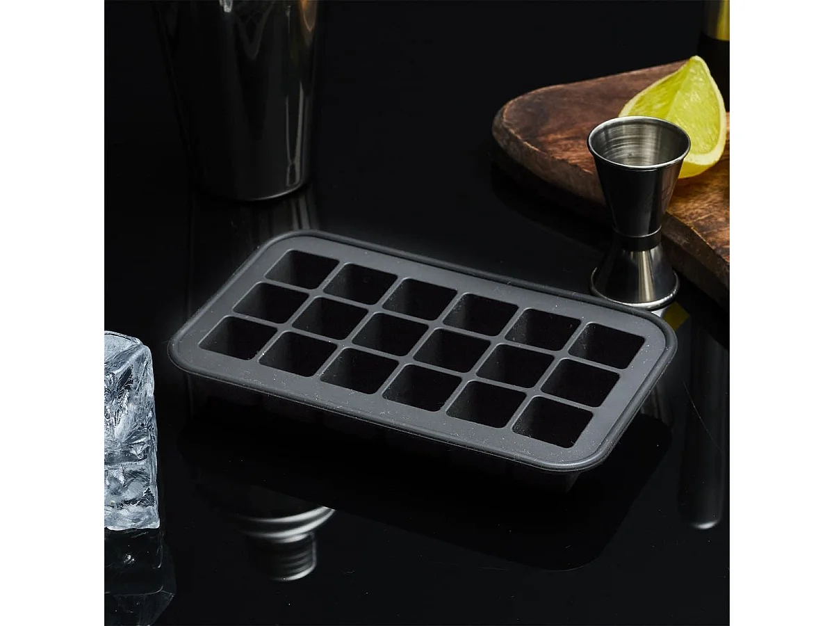 Moule noir à glaçons cubes capacité 18 glaçons en silicone