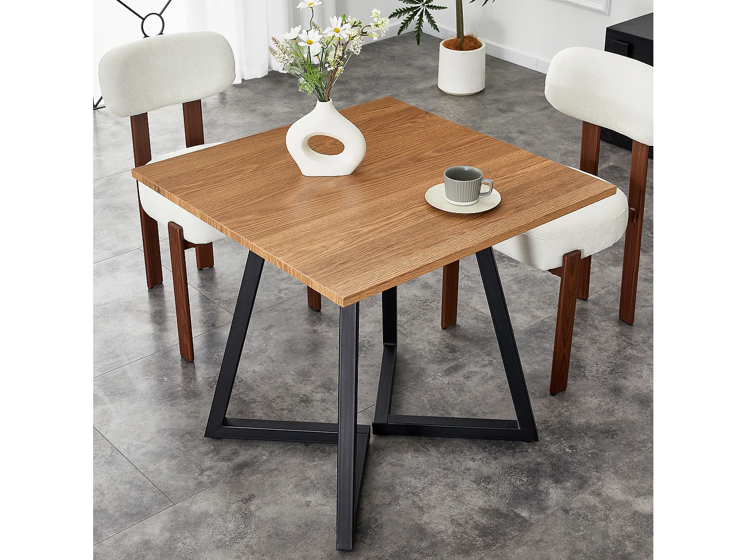 Table à manger carrée 80 cm pour 4 personnes avec pieds en métal -Couleur bois et noir