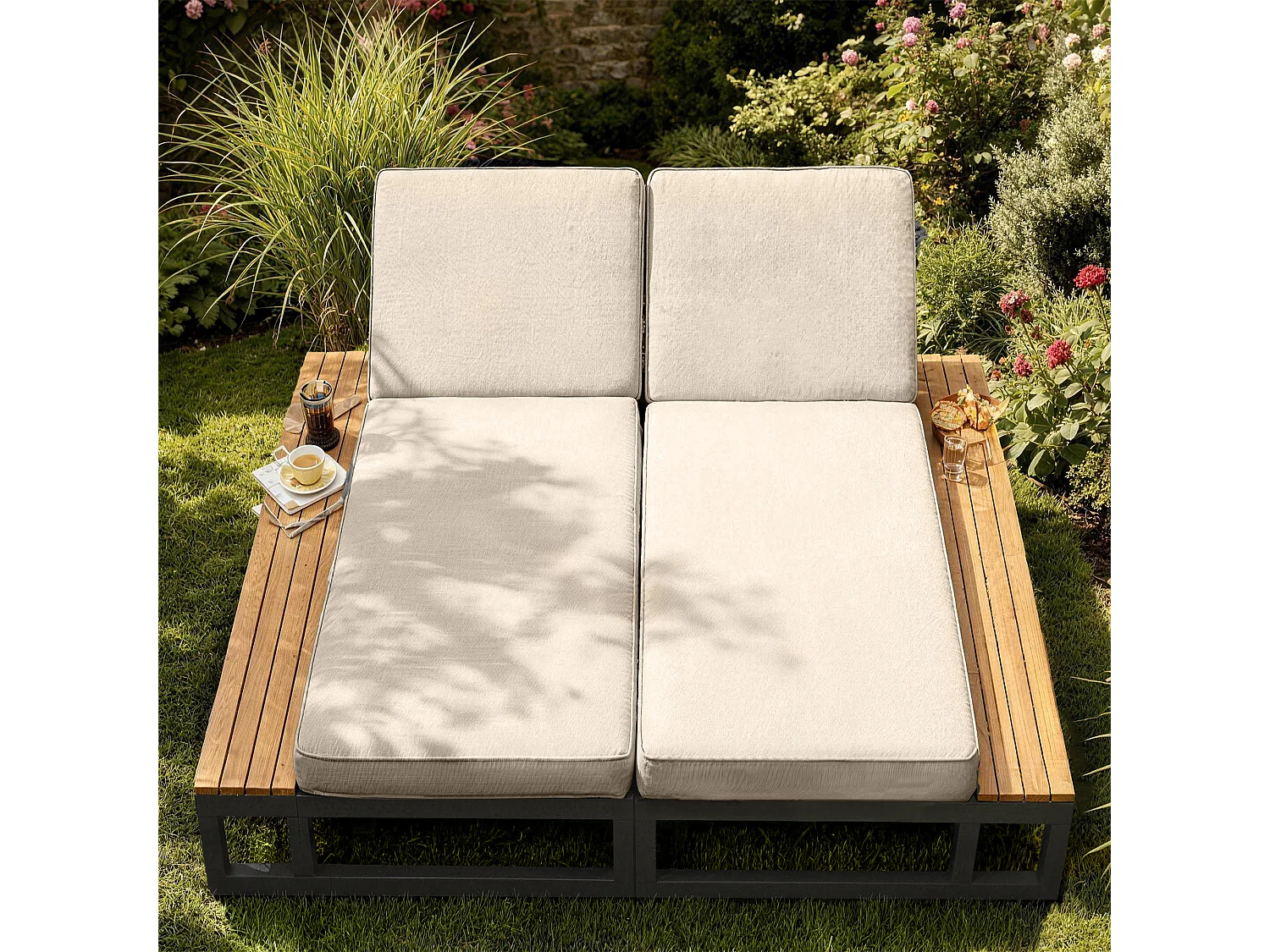 Tweepersoons ligstoel van metaal en waterdichte stof met verstelbare rugleuning - Beige