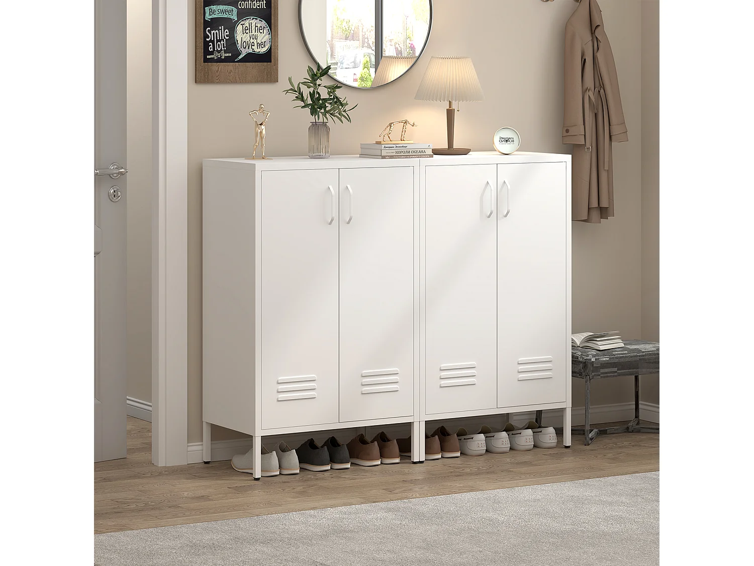 Buffet en métal blanc avec 2 portes et 2 étagères réglables