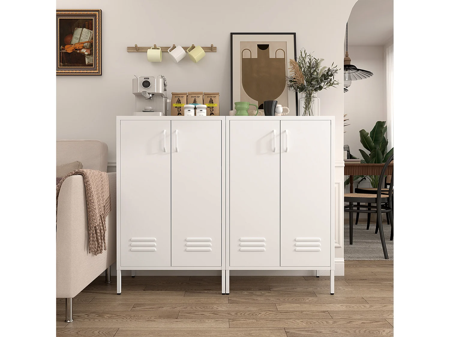 Buffet en métal blanc avec 2 portes et 2 étagères réglables
