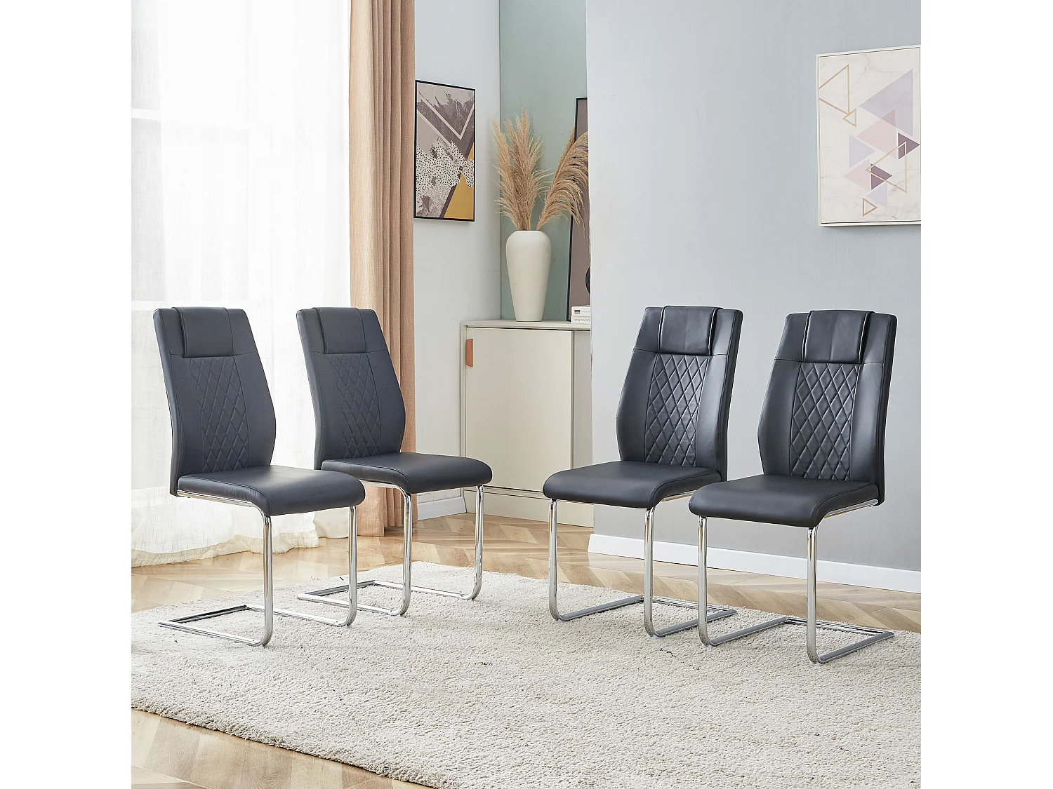 Lot de 4 chaises en simili cuir PU noir - Pieds métal argenté antidérapants