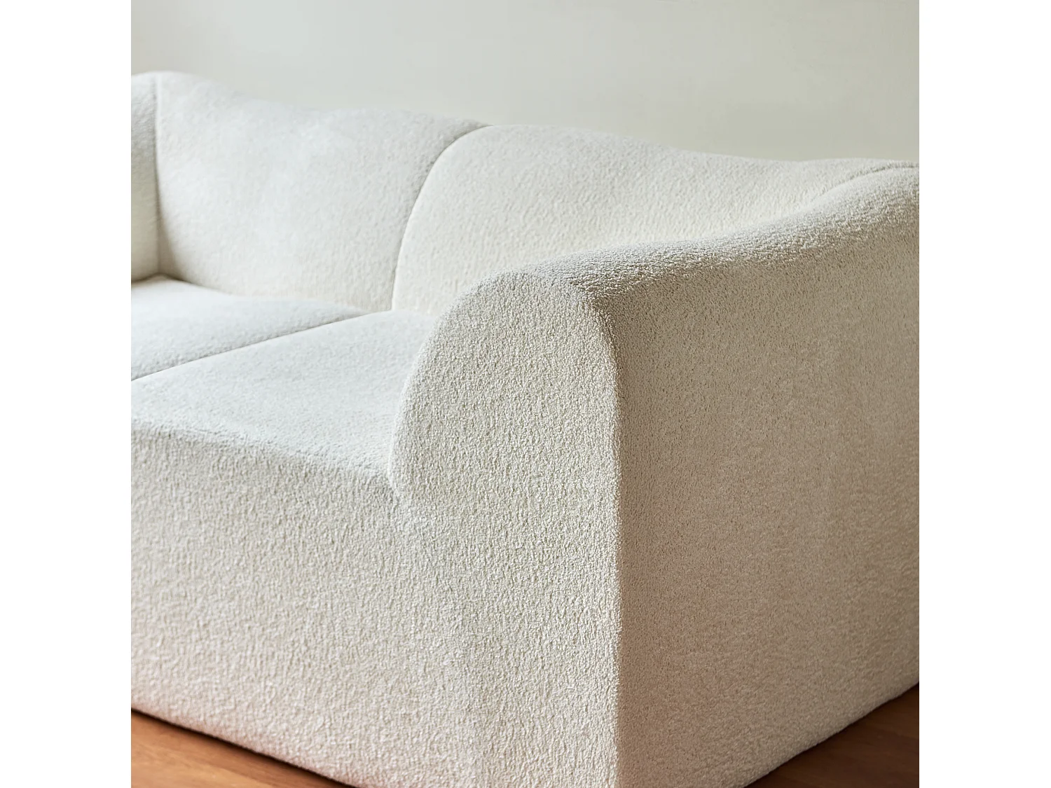 Canapé 2 places velours beige avec coussins - Pour salon, bureau ou l'appartement