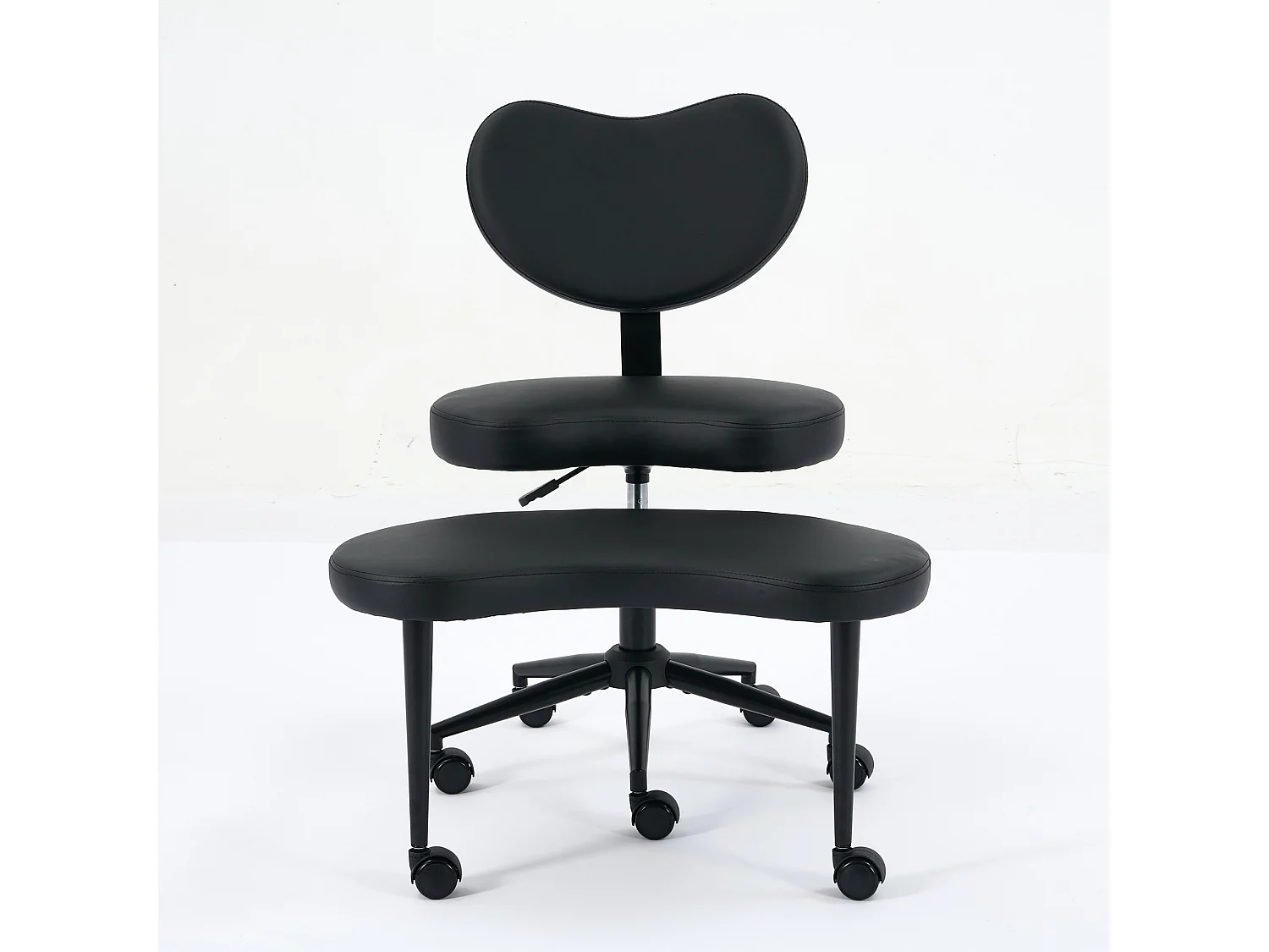 Chaise de bureau réglable en PU avec repose-pieds pivotant 360° et roulettes, noir