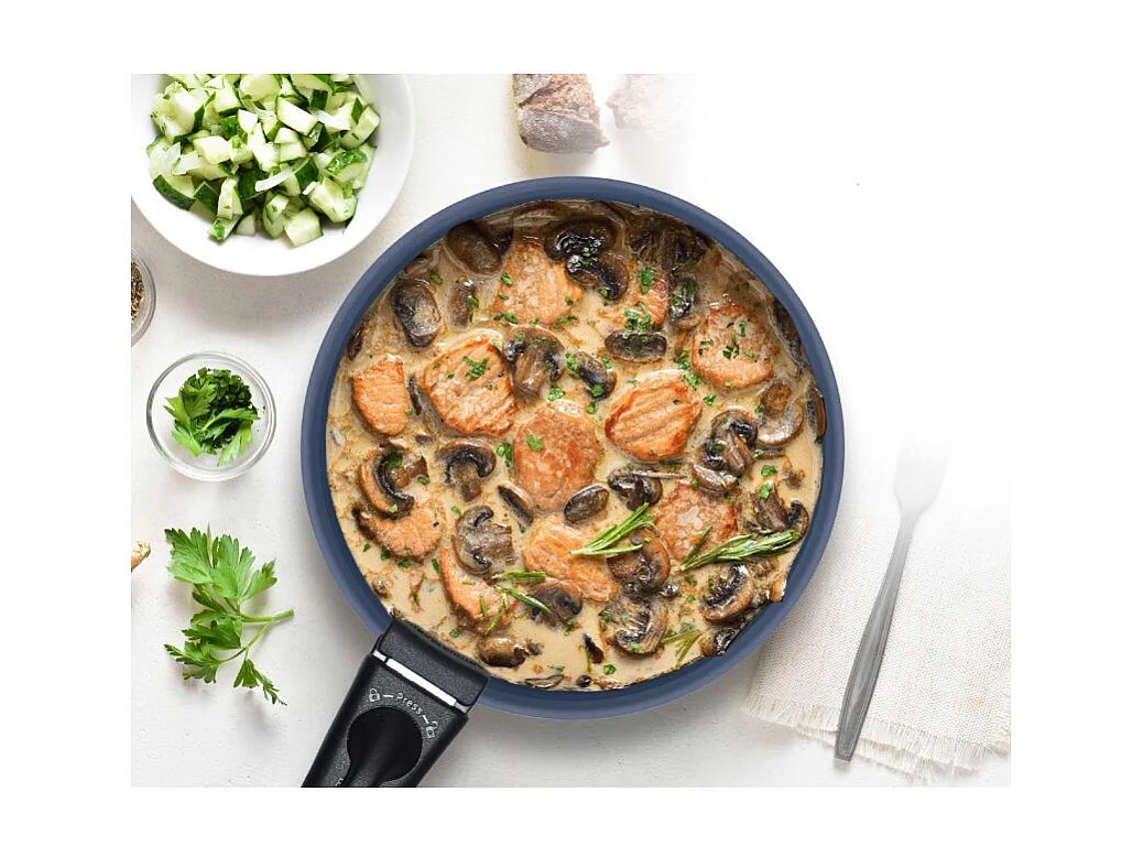 5-teiliges Kochgeschirr-Set Arthur Martin AM8896 blau, Aluminium 2,5 mm, Keramikbeschichtung, abnehmbarer Griff mit Holzeffekt, für alle Herdarten inkl. Induktion