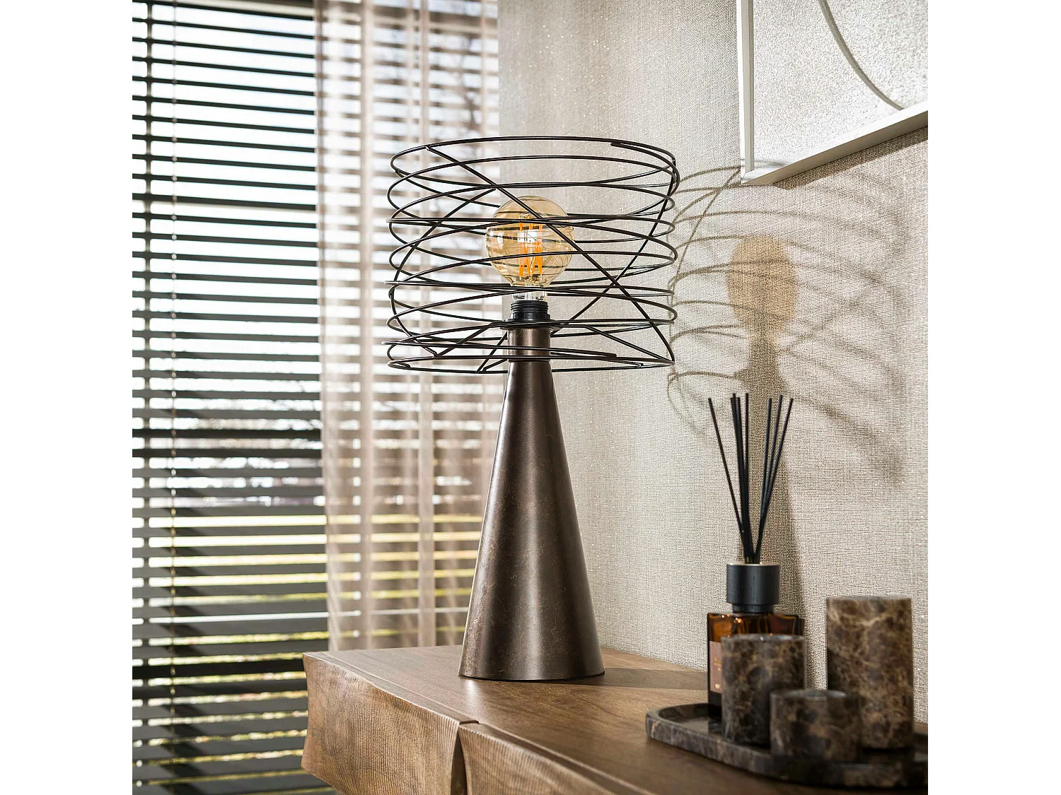 Lampe de salon métal marron pied conique RALF
