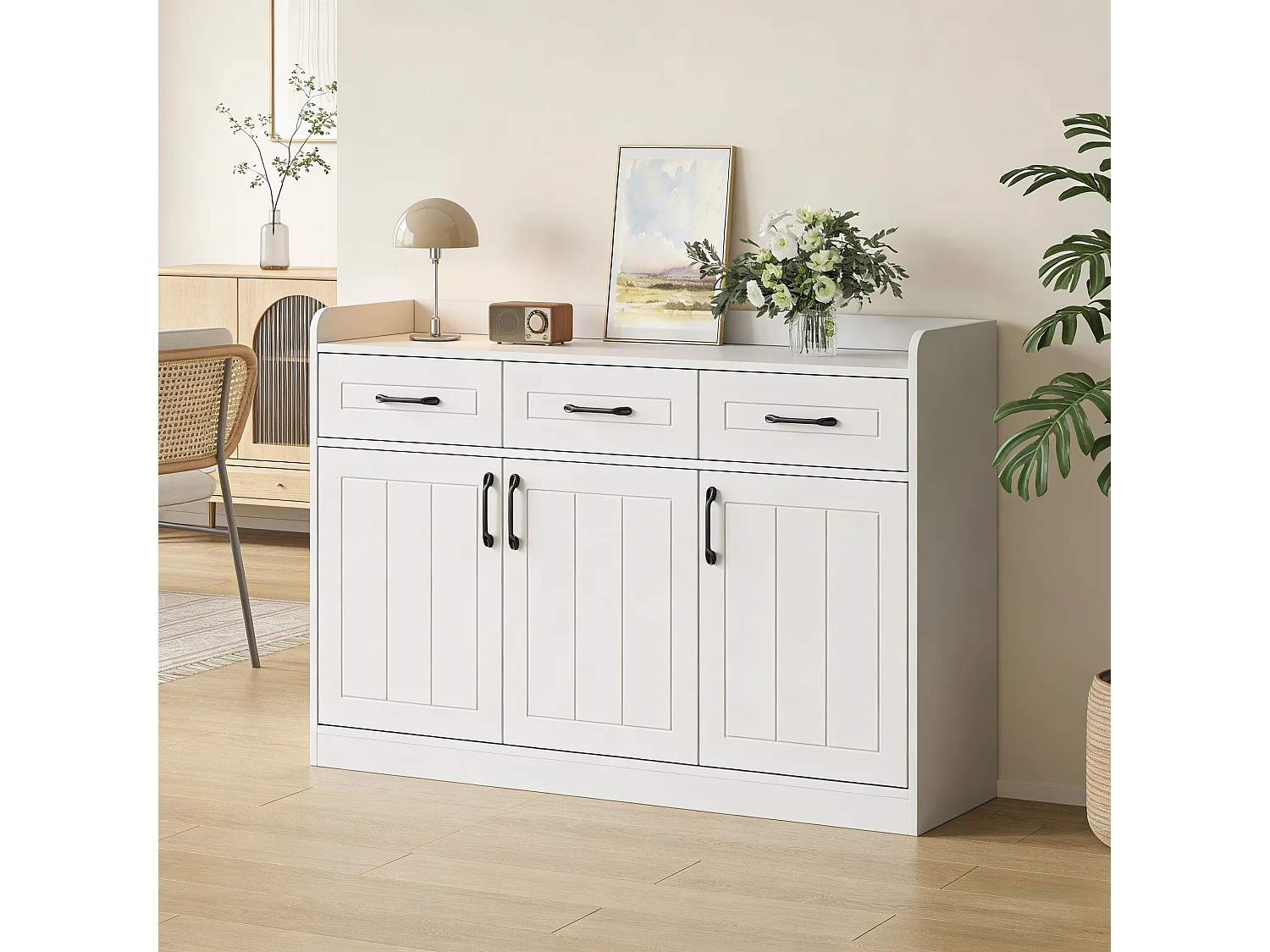 Modernes Sideboard fürs Wohnzimmer – 120 x 35 x 80 cm – mit 3 Schubladen und 3 Türen – Spanplatte – weiß
