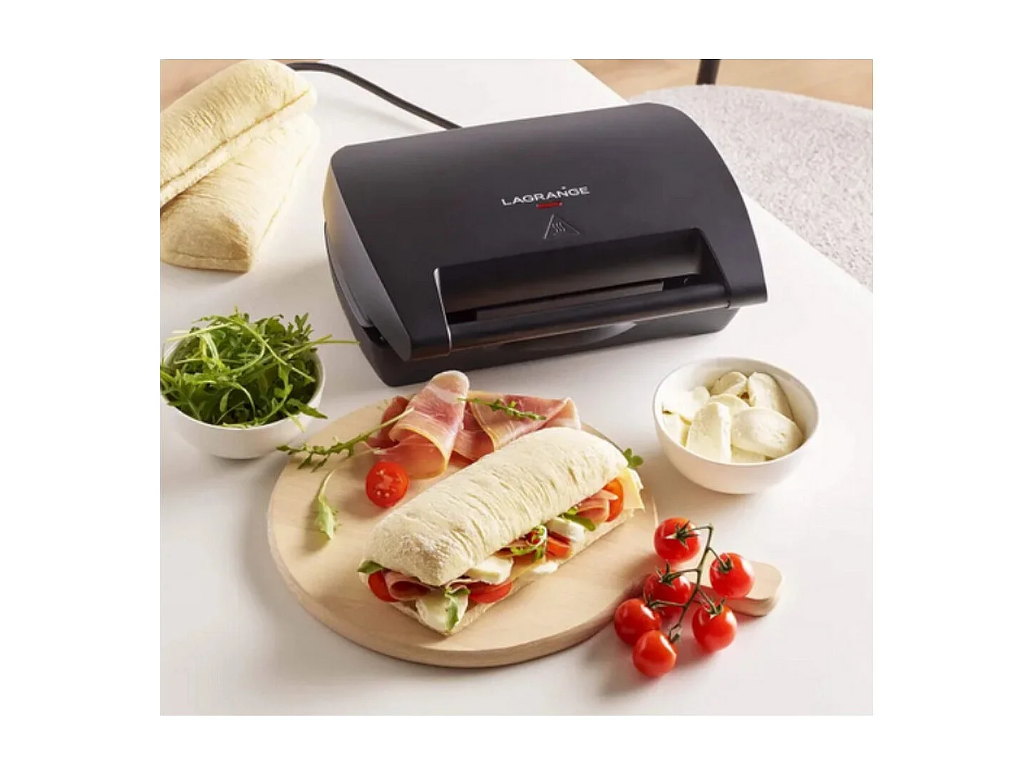 Gofrownica Lagrange 900W Czarna z Wyjmowanymi Płytami Nieprzywierającymi do Panini i Gofrów