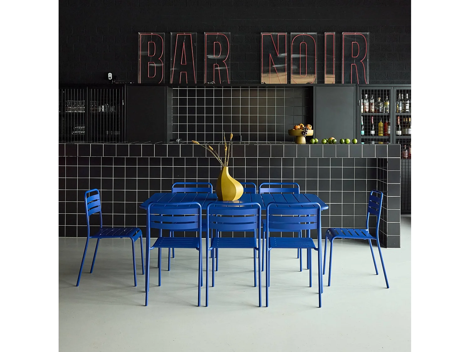 Set tavolo da giardino in acciaio con 8 sedie, 160cm, blu elettrico