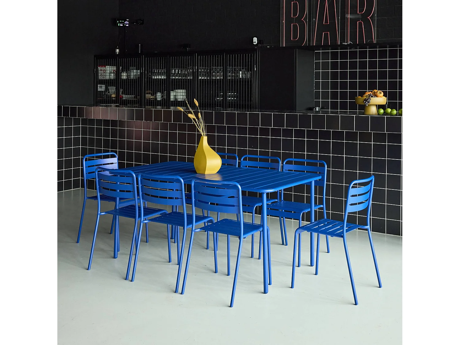 Set tavolo da giardino in acciaio con 8 sedie, 160cm, blu elettrico