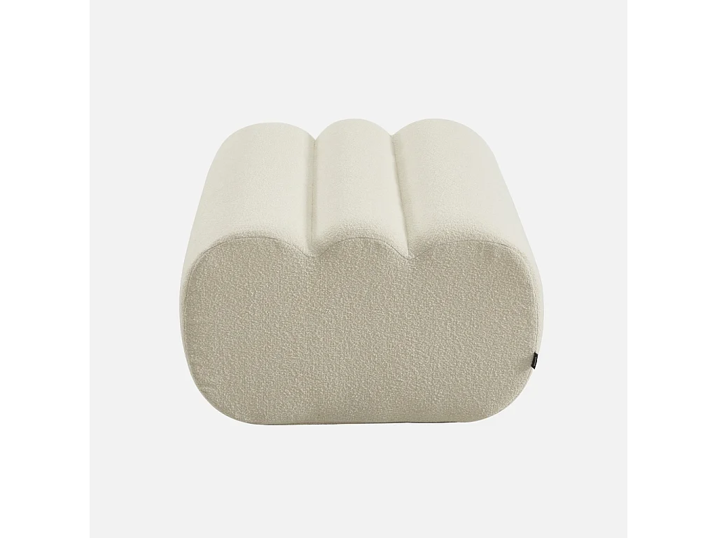 Poggiapiedi per poltrona nova in bouclé testurizzato, bianco