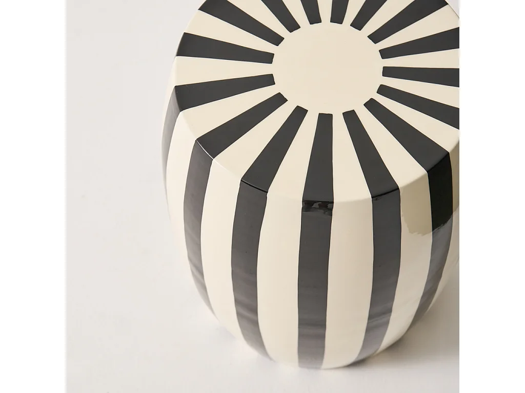 Table d'appoint. bout de canapé. table de chevet acier émaillé noir et blanc Ø35 x H 46cm - Mizzy