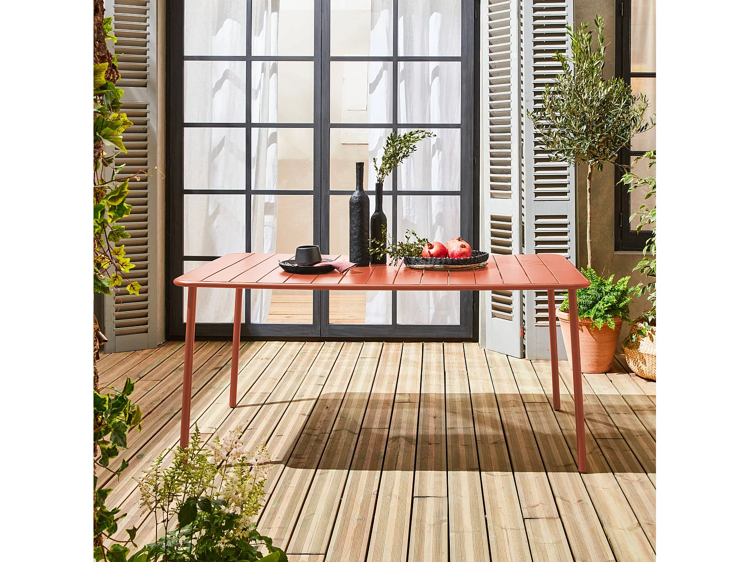 Table de jardin métal 6-8 places. tomette. Amelia. 160x90x72.5cm