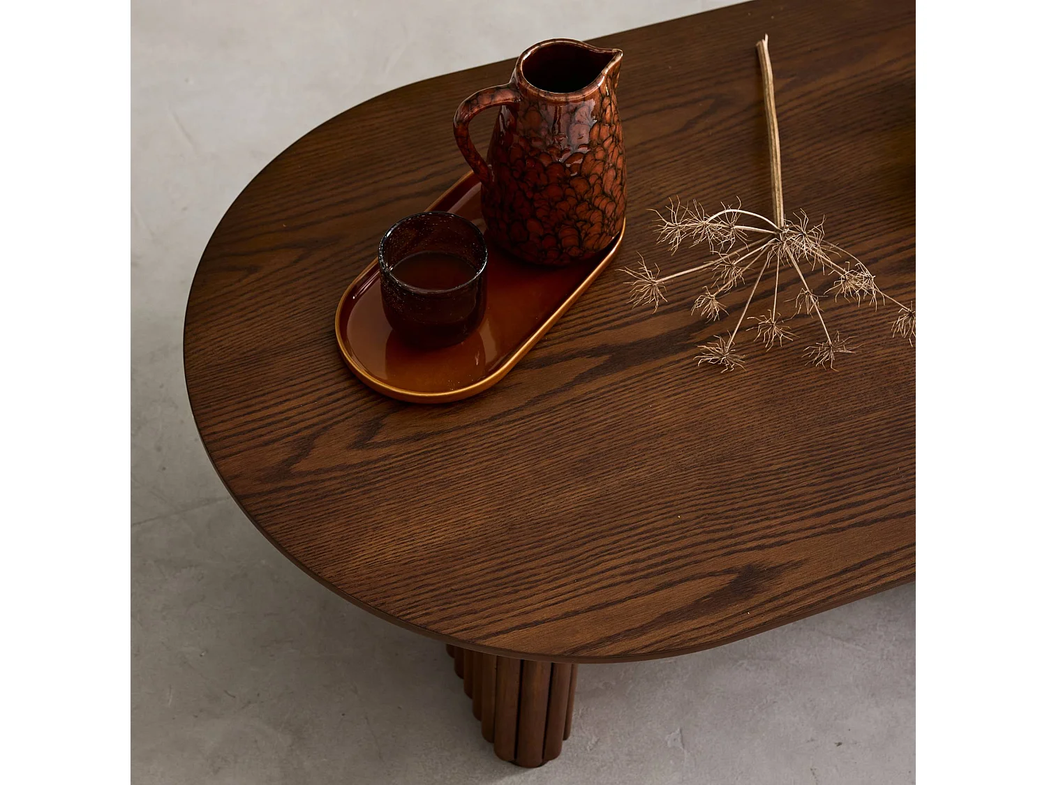 Table basse ovale bois d'hévéa placage chêne teinte noyer - L 122 x P 65 x H 35 cm - Gabrielle