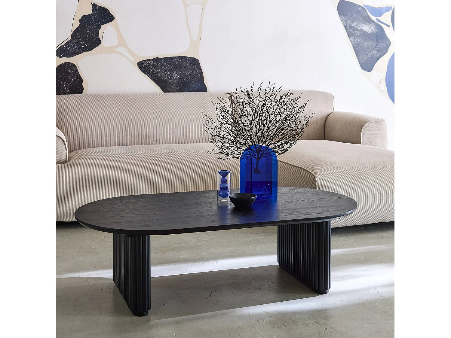 Table basse ovale bois d'hévéa placage chêne noir - L 122 x P 65 x H 35 cm - Gabrielle