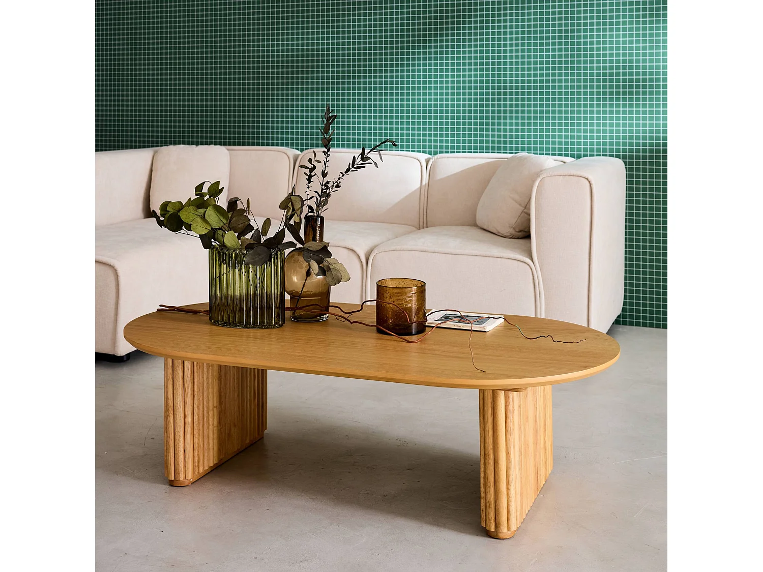 Table basse ovale bois d'hévéa placage chêne - L 122 x P 65 x H 35 cm - Gabrielle