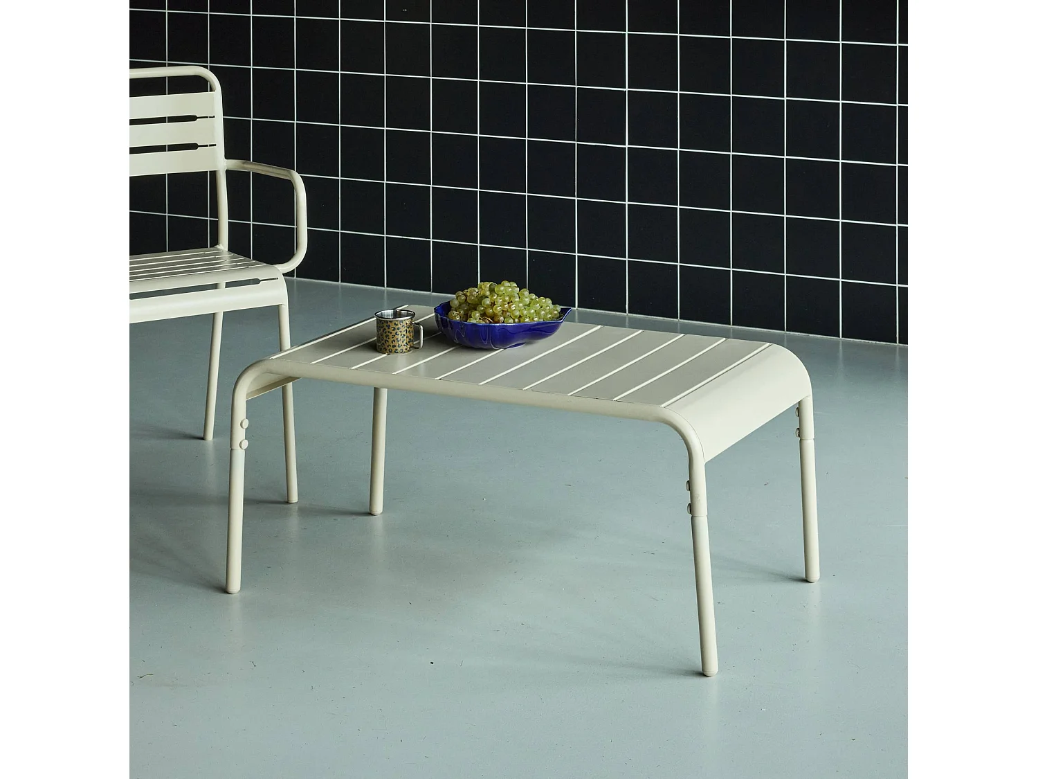 Tavolino da giardino in acciaio, 90 cm, beige