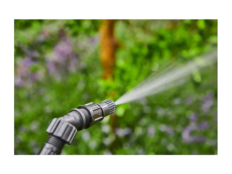 Plecakowy opryskiwacz RYOBI 18V One+ 15L, regulowane ciśnienie 2,4-6,2 bar, 2 dysze, lancet 147,5 cm, bez baterii