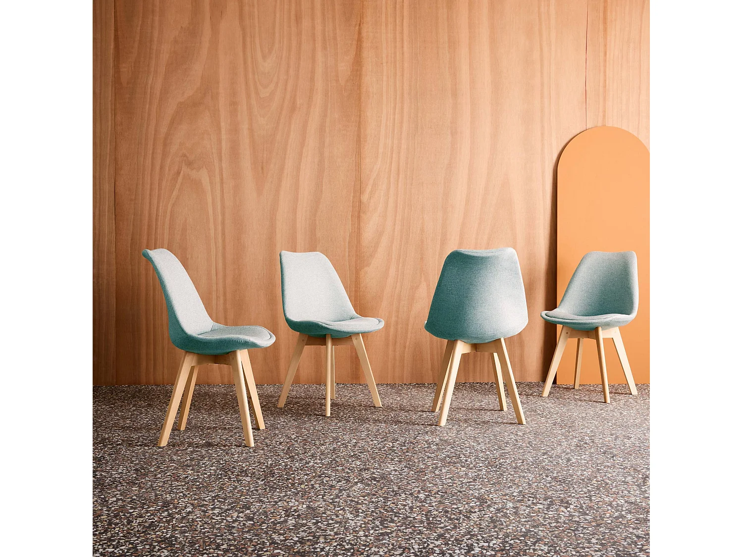 Silla escandinava de madera de haya y tela simple, set de 4 azul claro