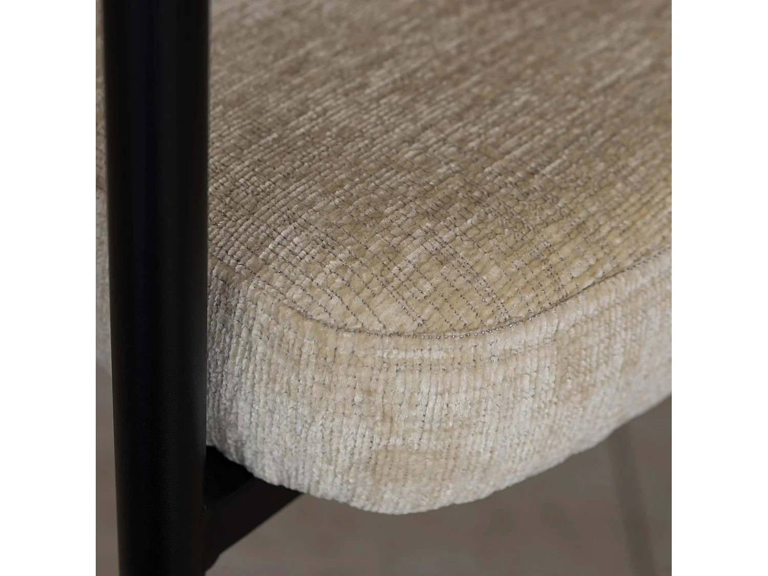 Now's Home - Lot 2 Fauteuils Table Métal Noir/tissu Beige 61x52x70cm Colette