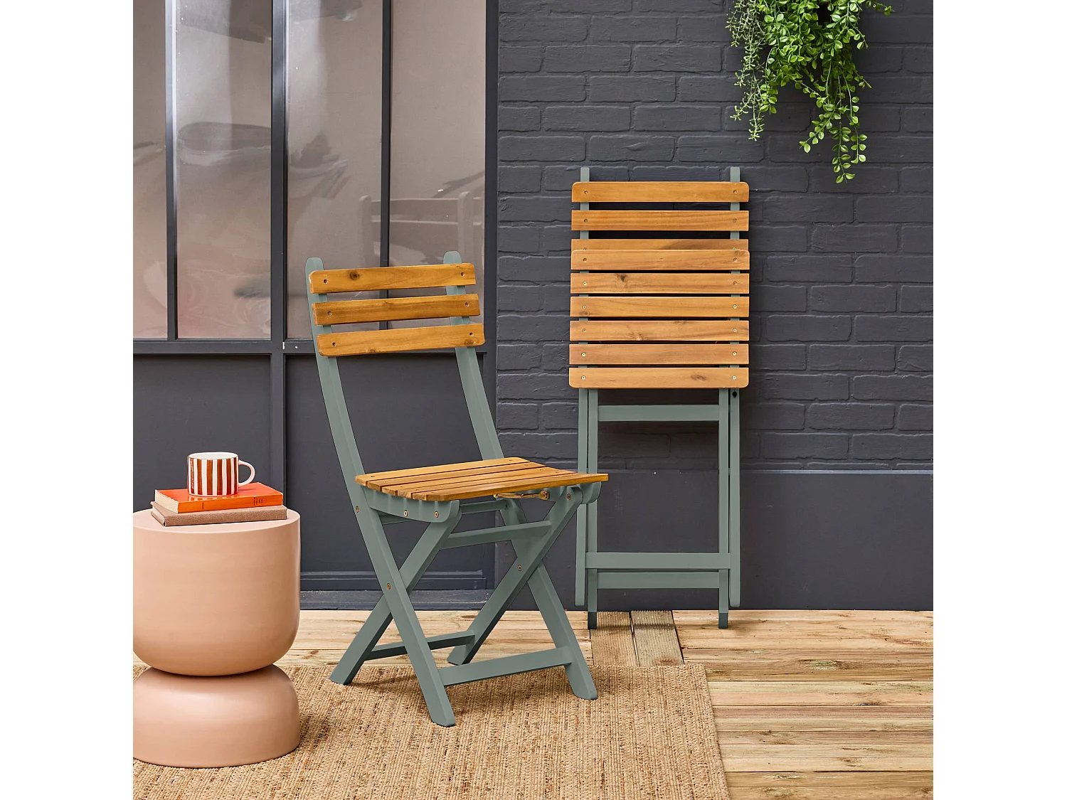 Lot de 2 chaises de jardin CALENA pliables acacia kaki. 40 x 52 x 85 cm