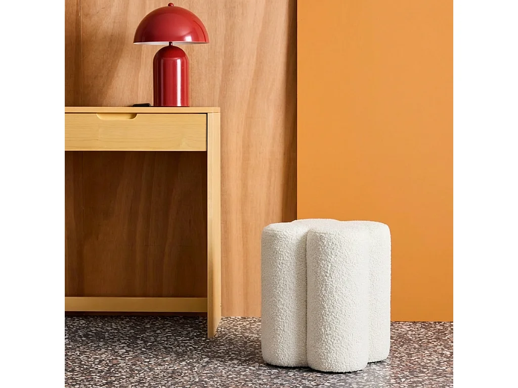 Pouf trifoglio in bouclé, bianco