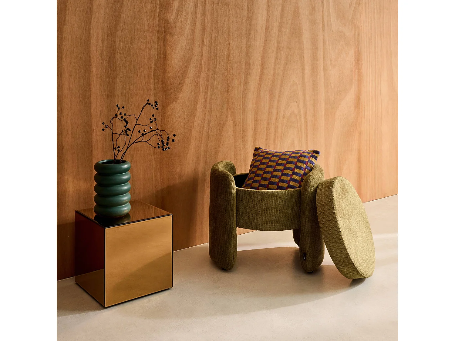 Tabouret coffre contemporain tissu kaki. L 53 x P 43 x H 45cm - Kalo