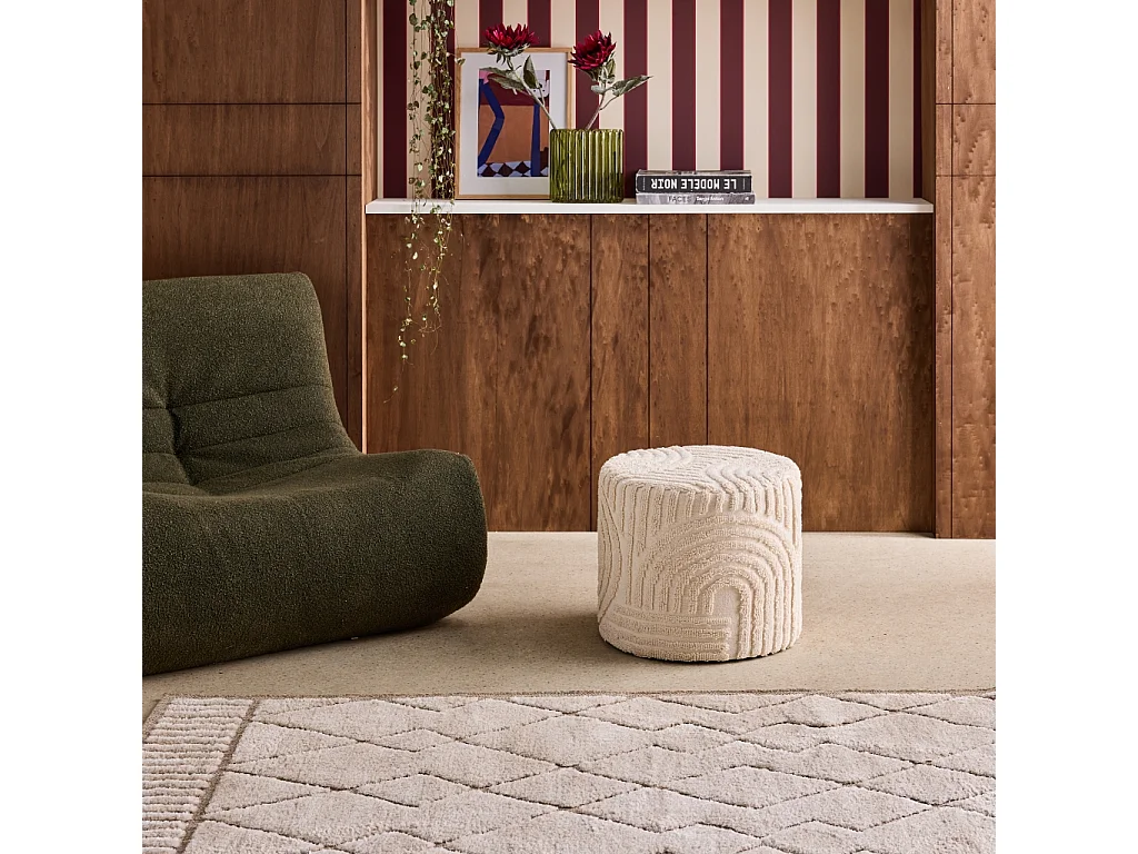 Pouf rotondo in bouclé testurizzato, bianco